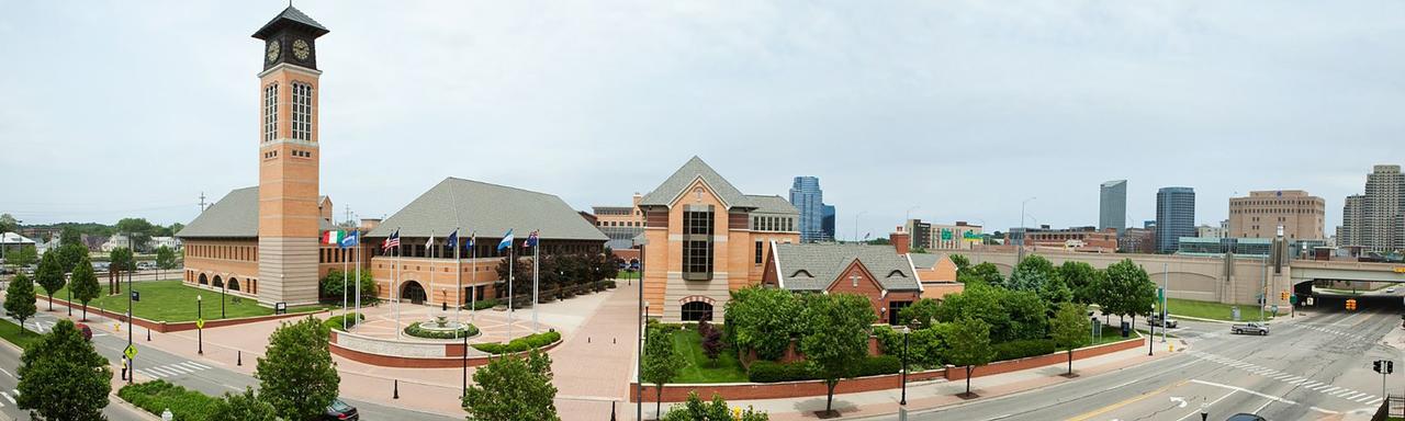 panoramic view of Pew Grand Rapids Campus